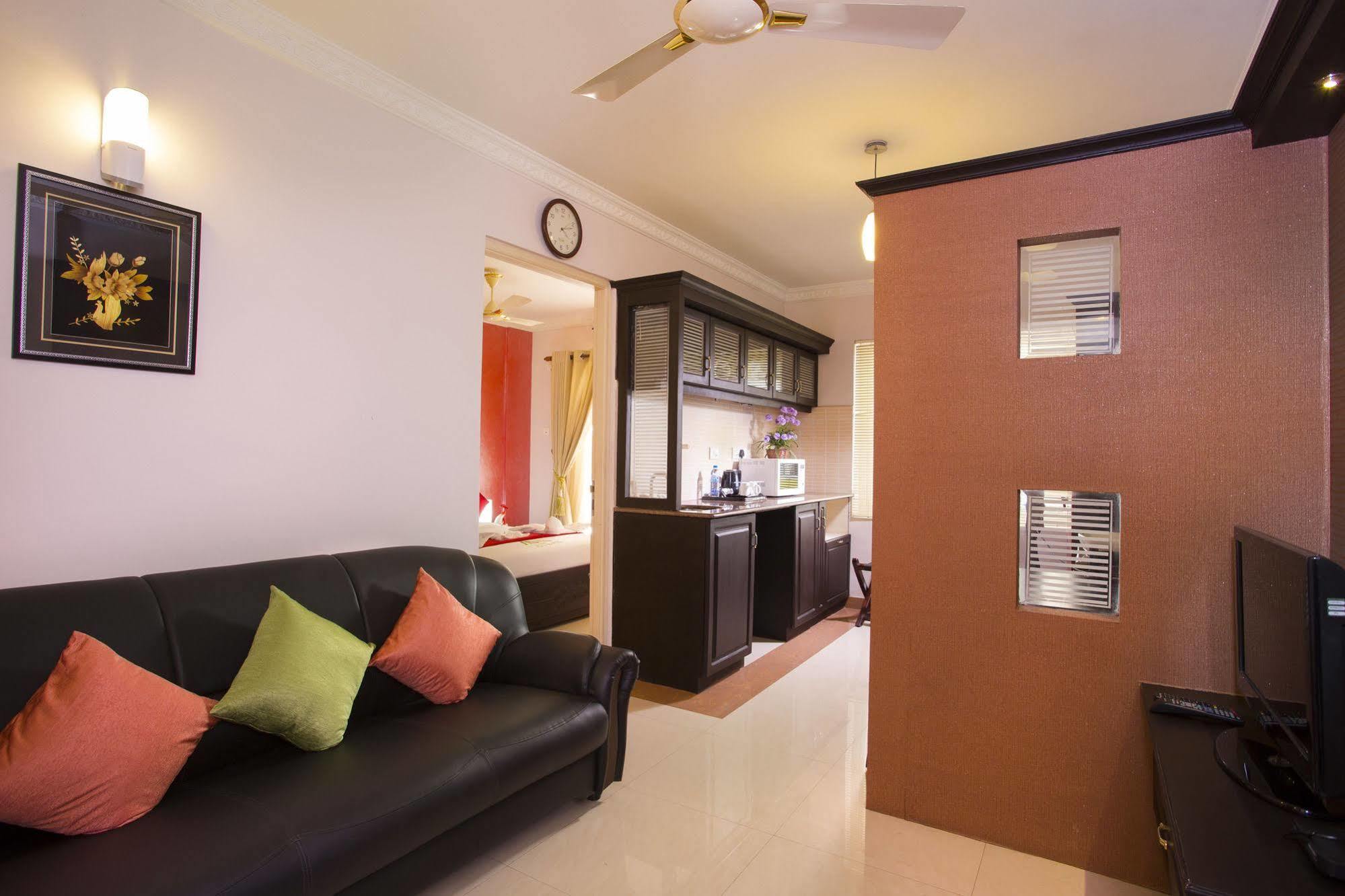 Atlas Airport Hotel Apartment نيدومباسيري المظهر الخارجي الصورة