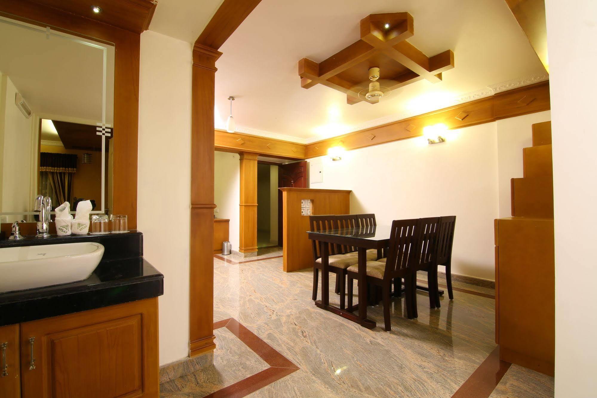 Atlas Airport Hotel Apartment نيدومباسيري المظهر الخارجي الصورة